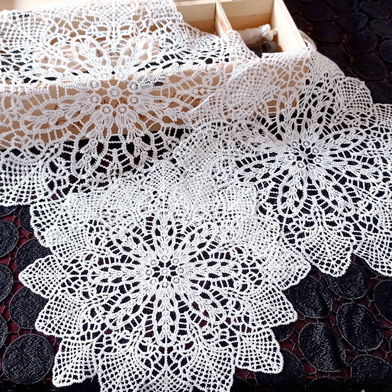 Cheap Wedding Fancy Chemical Lace Embroidery Tablecloth /Coaster for Home Textile